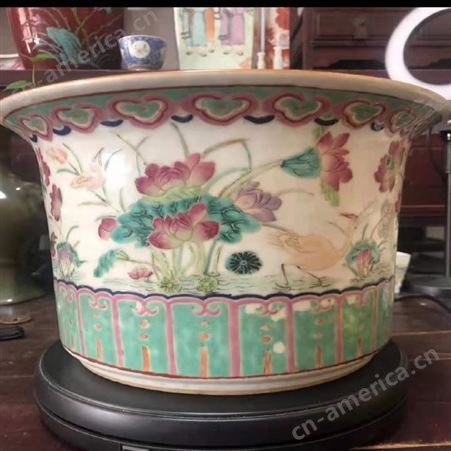上海市老瓷器缸高价回收  老烤火缸高价收购