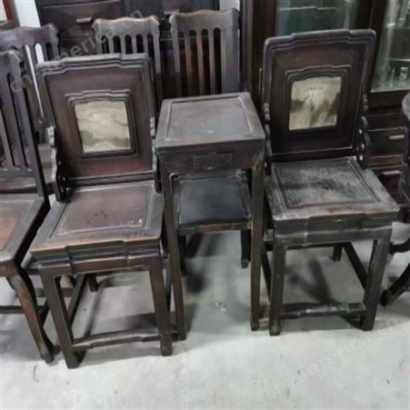 上海市老红木椅子收购      老柚木圆台子回收价格