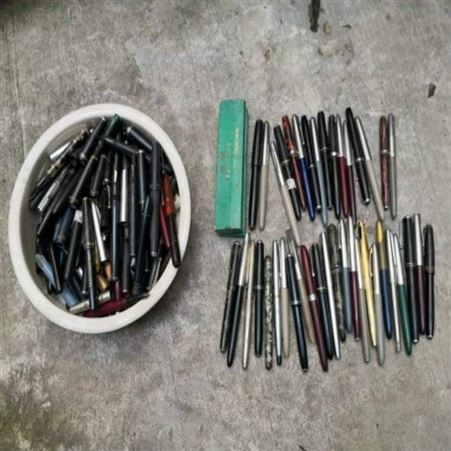 上海市老铜墨盒回收  老笔筒回收价格   笔洗回收价格
