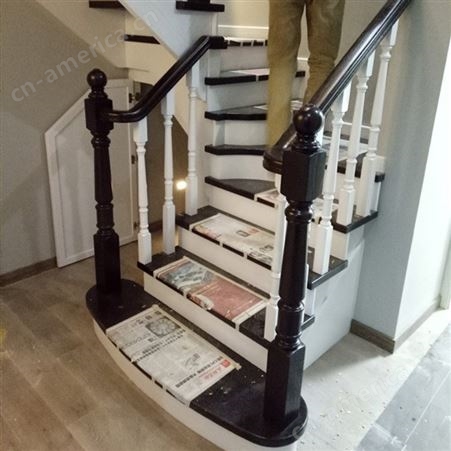 润步 实木楼梯 楼梯立柱围栏 工程扶手 定制踏步板 烤漆