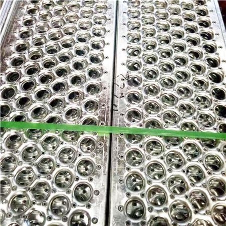 冲孔板 唯佳 专业生产冲孔网圆形孔 起鼓 方形 梅花等多种样式